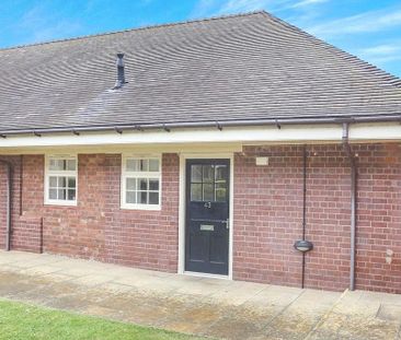 2 bedroom bungalow to rent - Photo 1