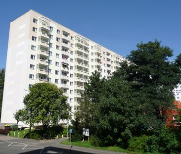 Einzug ab 01.03.2025 möglich. Das Zentrum um die Ecke. - Foto 2