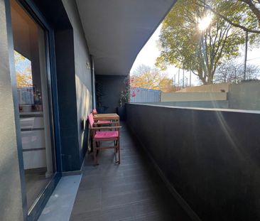 Simpático Apartamento T2 para Arrendamento no Porto - Photo 1