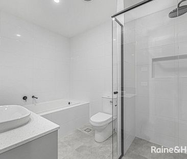 Brand-New 4-Bedroom Villa in a Modern, Convenient Location - Photo 4