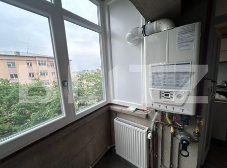 Apartament cu 3 camere, 74mp, zona Politia Amaradia - Photo 5