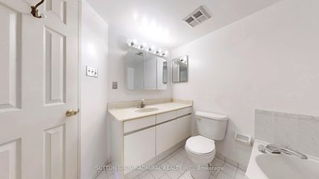 For Lease - 7300 Yonge Street Unit# 1101, Vaughan, Ontario - Photo 5