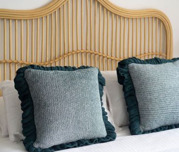 Broadbeach Waters - Photo 1