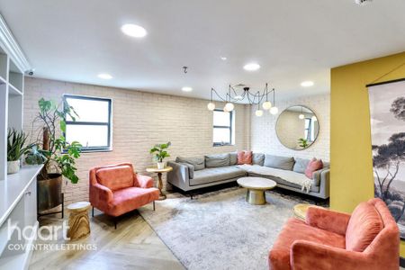 1 bedroom in a flat share to rent - Photo 5