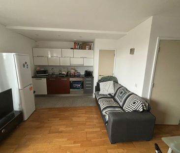 Studio Flat, Goulden Street, M4 - Photo 2