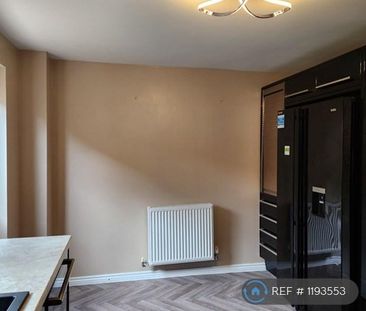 3 bedroom detached house to rent - Photo 6