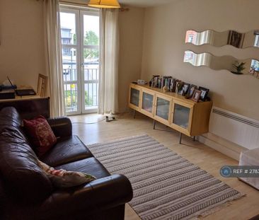 2 bedroom flat to rent - Photo 1