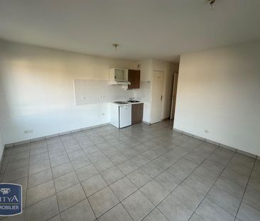 Location Appartement 2 pièces 41m² BOURG EN BRESSE 01000 - Photo 4