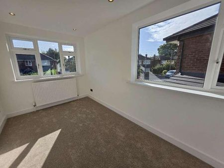 Vicarage Avenue, Cheadle Hulme, SK8 - Photo 5