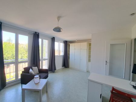 Location Appartement 1 pièce 31m² TROYES 10000 - Photo 3