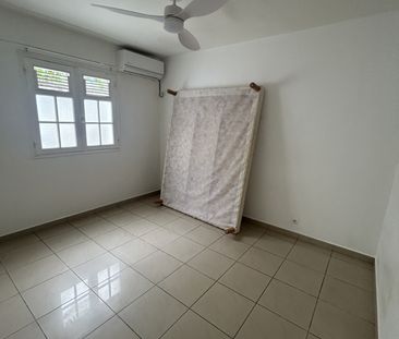 Location Appartement 3 pièces 70m² LE GOSIER 97190 - Photo 3