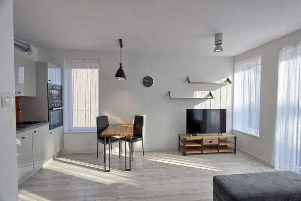 Idealne w apartamentowcu w centrum - Photo 1