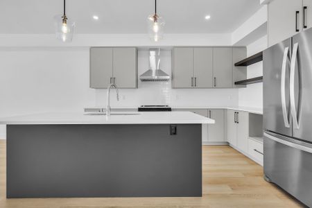 For Lease - 3550 Emily Carr Lane, London South, Ontario - Photo 2