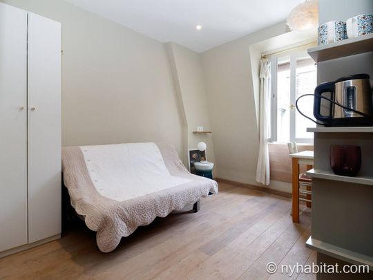 Logement à Paris, Location meublée - Photo 1