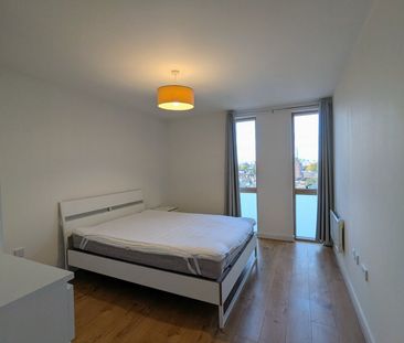 2 Bed Flat, Crampton Street, SE17 - Photo 6