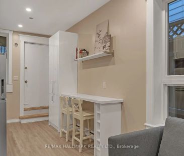 216 Seaton Street #Primary Bedroom - Photo 1