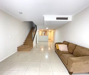 DG03/27-29 George St NORTH STRATHFIELD - Photo 2