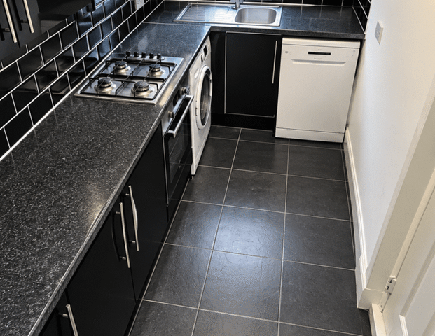 Lucas Place, Woodhouse, Leeds, LS6 2JB - Photo 1