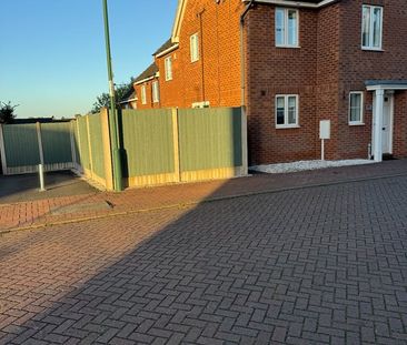 1 Bed Semi-Detached House, City View, NG3 - Photo 6