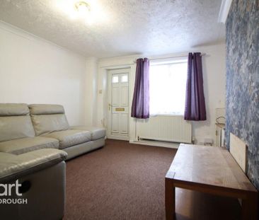 2 bedroom end of terrace house to rent - Photo 2