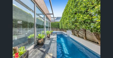 Fully Furnished Brighton Luxury on Lynch - Photo 4