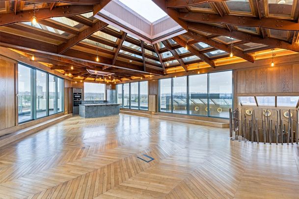 Holmes Road, Kentish Town, London, NW5 flat - penthouse to rent - Photo 1