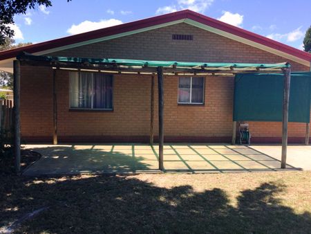 NESTLED AWAY IN A QUIET STREET - Photo 5