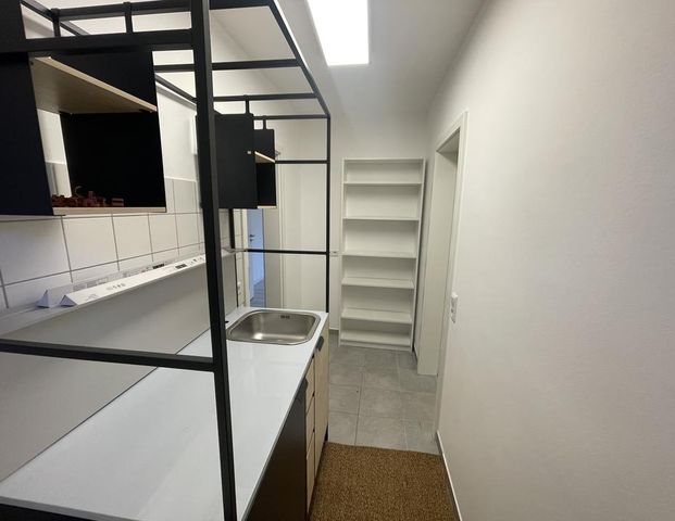 WG-Zimmer für Studierende in ruhiger Lage von Karlsruhe-Wolfartsweier - Photo 1