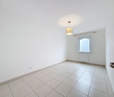 Appartement - à louer - Photo 4