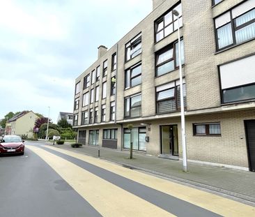 Compleet gerenoveerd appartement met garage nabij cetrum. - Foto 4