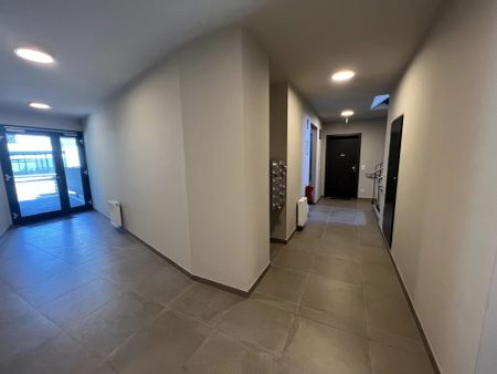 Exklusive 3-Zimmer Wohnung mit lichtdurchflutetem Wohnzimmer in absoluter Ruhelage -ab 01.12.! - Foto 5