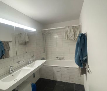 Helle 4.5-Zimmer-Dachwohnung mit Balkon und schöner Aussicht in Wet... - Photo 5