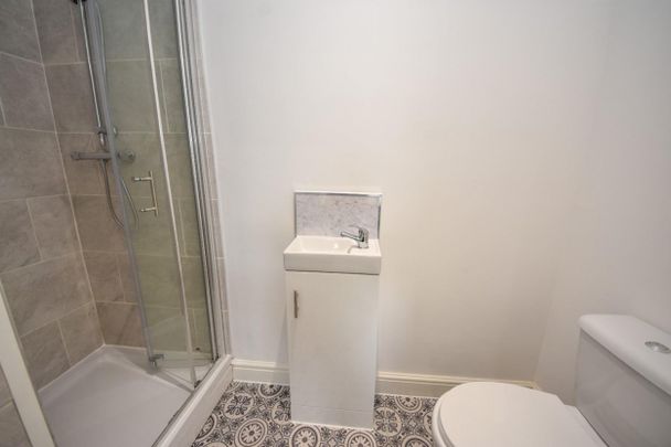 1 bed Room for Rent - Photo 1