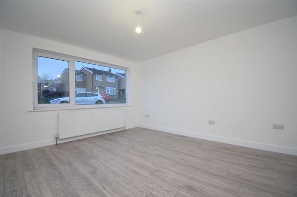 Longlands Road, Ossett - Photo 1