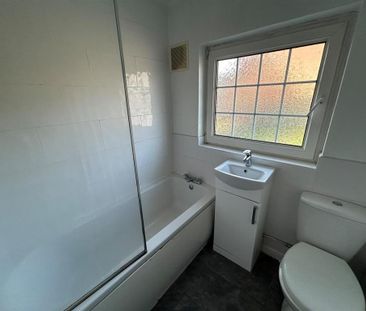 2 bedroom maisonette to rent - Photo 4