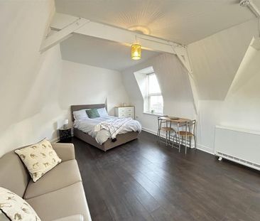 1 bedroom apartment to rent - Photo 2
