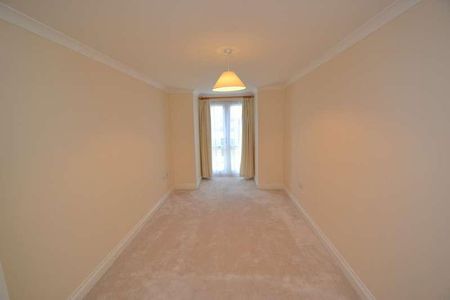 Weymouth, DT4 - Photo 3