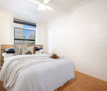 Light and Breezy Apartment in Waterfront Building - Photo 3