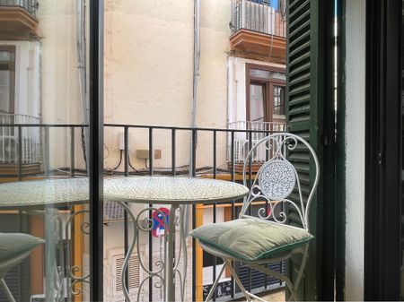 ALQUILER por meses. apartamento de un dormitorio, casco antiguo, Plaza Cort, Palma. - Photo 2