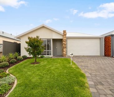 Brand New Family Living - Move Straight In & Enjoy! - Photo 1