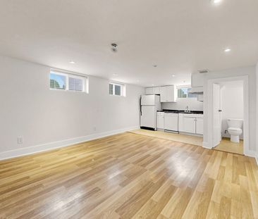 For Lease - 623 Olive Avenue, Oshawa, Ontario - Photo 4
