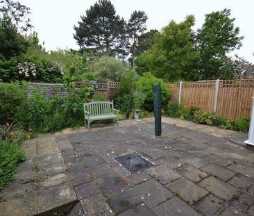 2 bedroom maisonette to rent - Photo 5