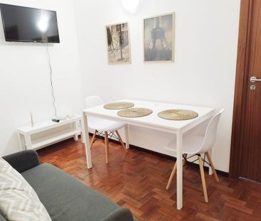 Rua de São Sebastião da Pedreira, Lisbon, Lisbon 1050-010 - Photo 1