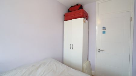 474 Fellows Court (i) – Room 5 - Photo 4