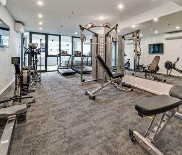 Superb Apartment in the Heart of the City! - Photo 6