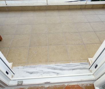 APARTMENT 60 SQ.M. FURNISHED RENOVATED AND IN A CENTRAL POINT IN PE... - Photo 5