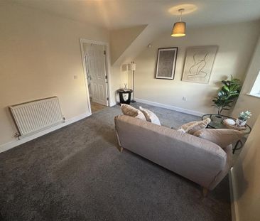 4 bedroom townhouse to rent - Photo 1