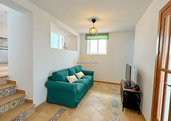 Lovely 2 bedroom House for Long Term Rental in calle Real, Frigiliana