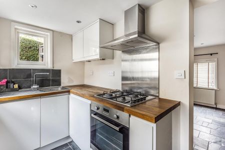 1 bedroom end of terrace house to rent - Photo 4