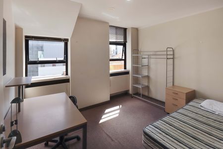 Stafford House Living - Photo 4